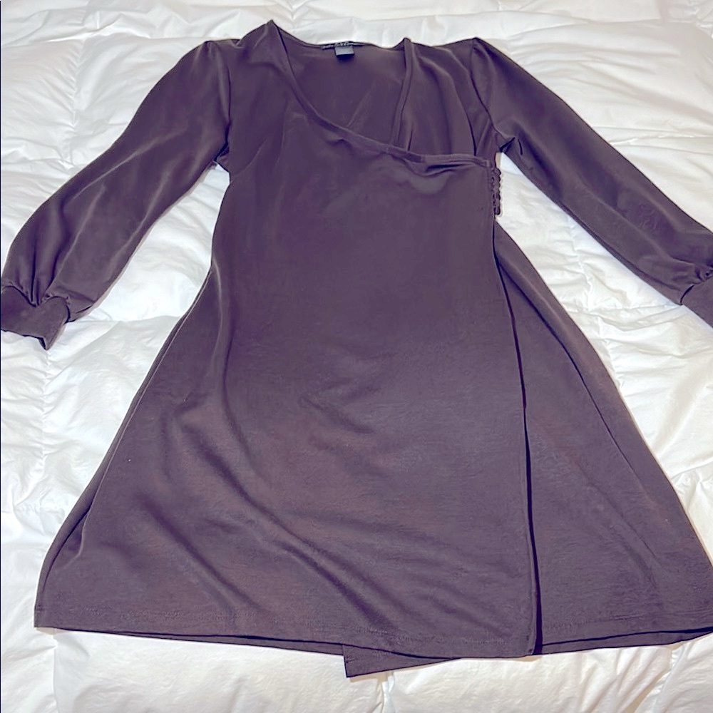 FLP  Brown Wrap-style Dress with Bishop Long Sleeves and V Neck. size M.